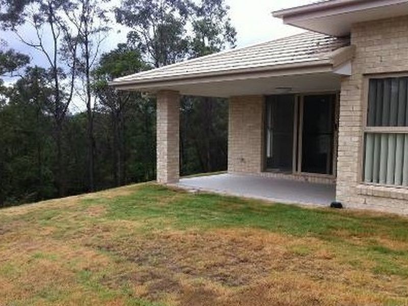 64 Davis Cup Court, Oxenford QLD 4210
