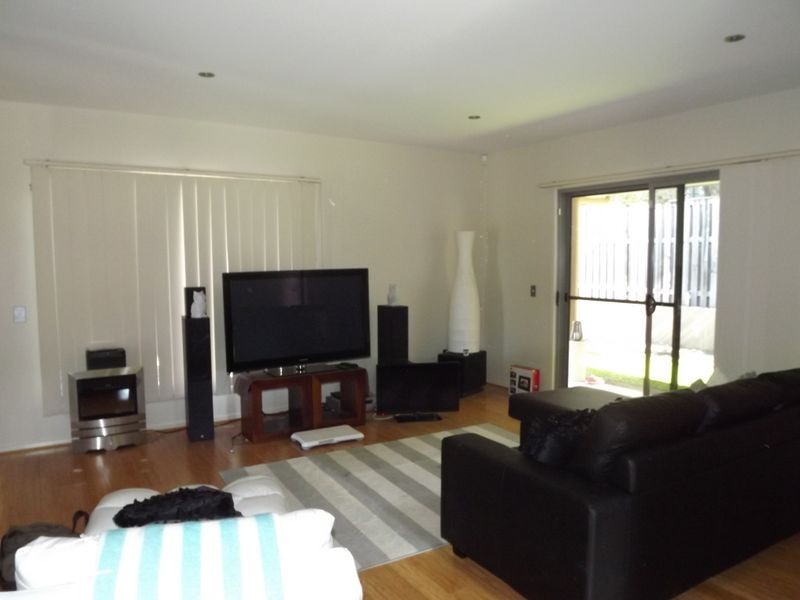 16 Rainlily Crescent, Upper Coomera QLD 4209