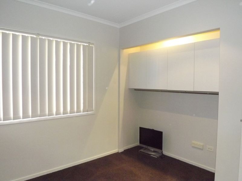 16 Rainlily Crescent, Upper Coomera QLD 4209