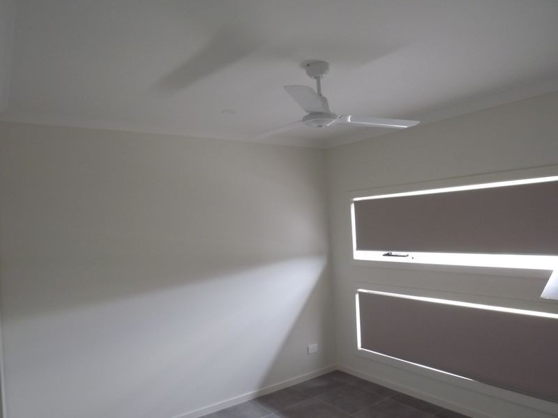 27 Denham Circuit, Willow Vale QLD 4209