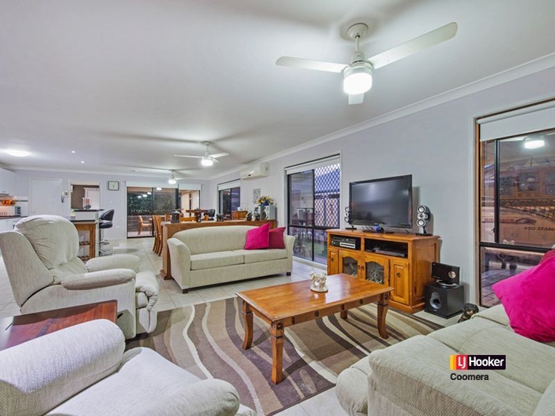 17 Tennant Street, Pacific Pines QLD 4211
