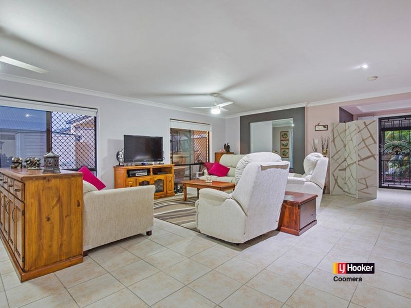 17 Tennant Street, Pacific Pines QLD 4211
