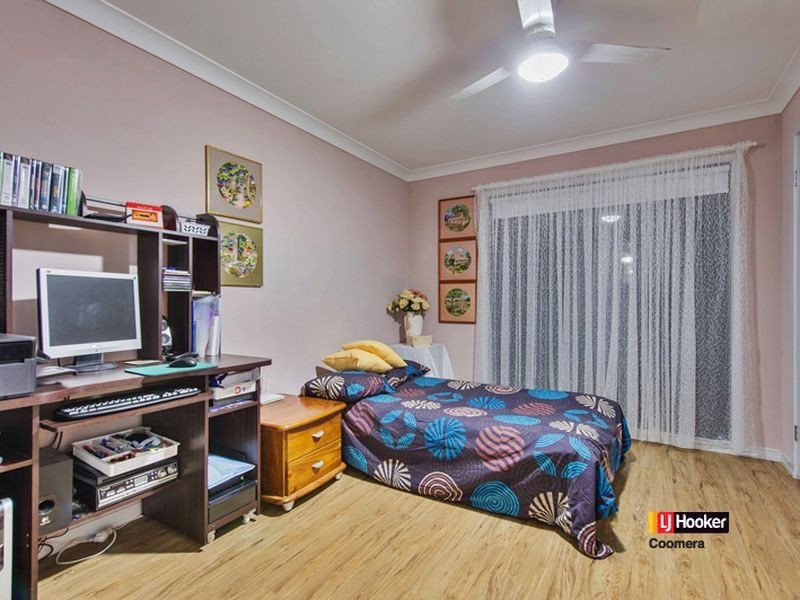 17 Tennant Street, Pacific Pines QLD 4211