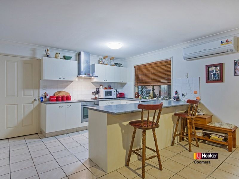 3 Woodbridge Place, Oxenford QLD 4210