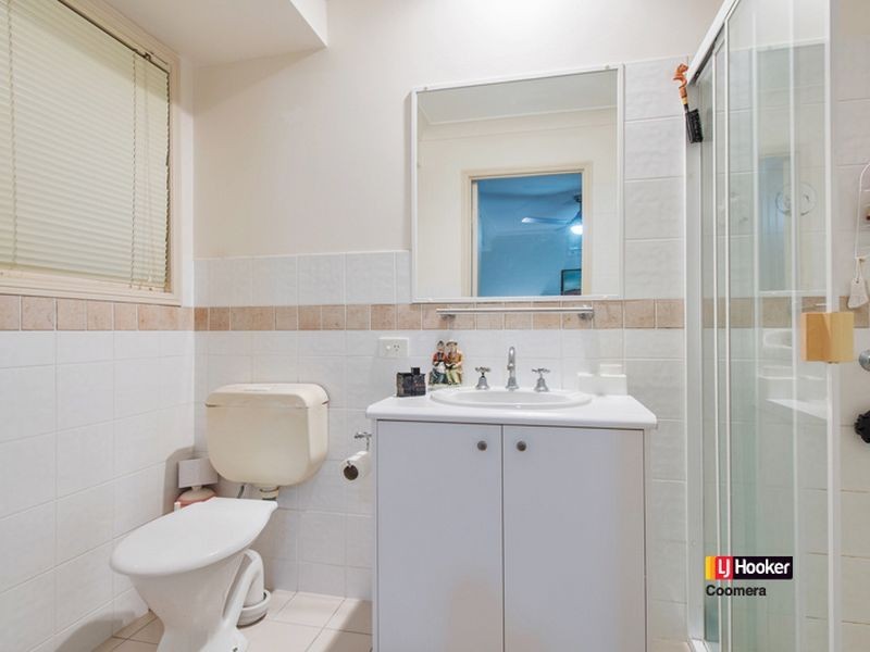 3 Woodbridge Place, Oxenford QLD 4210