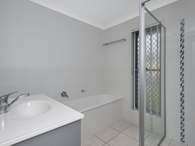4 Runway Drive, Upper Coomera QLD 4209