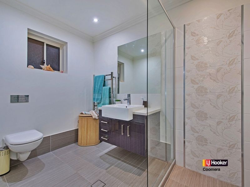 13 Impeccable Circuit, Coomera Waters QLD 4209