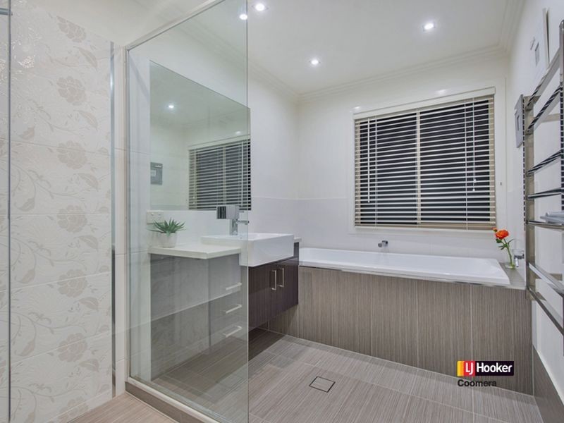 13 Impeccable Circuit, Coomera Waters QLD 4209