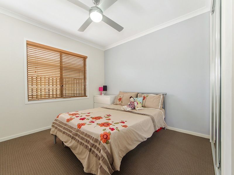 26 Ningaloo Drive, Pimpama QLD 4209