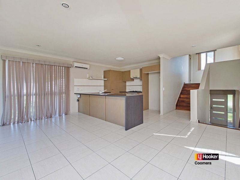 14 Silver Dawn Crescent, Oxenford QLD 4210