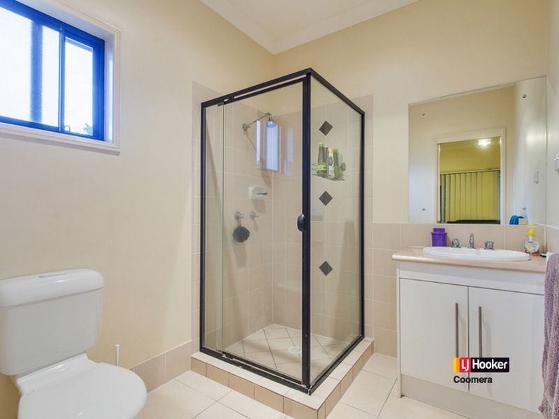 1/56 Freestone Drive, Upper Coomera QLD 4209