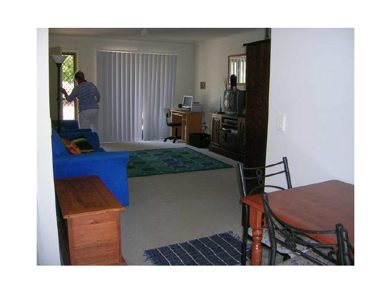 2/7 Epic Court, Studio Village, Oxenford QLD 4210