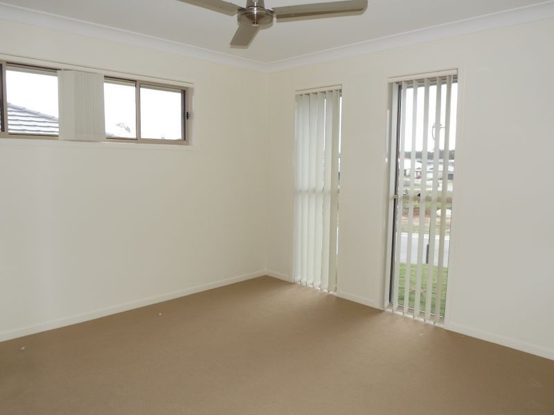 20 James Close, Pimpama QLD 4209