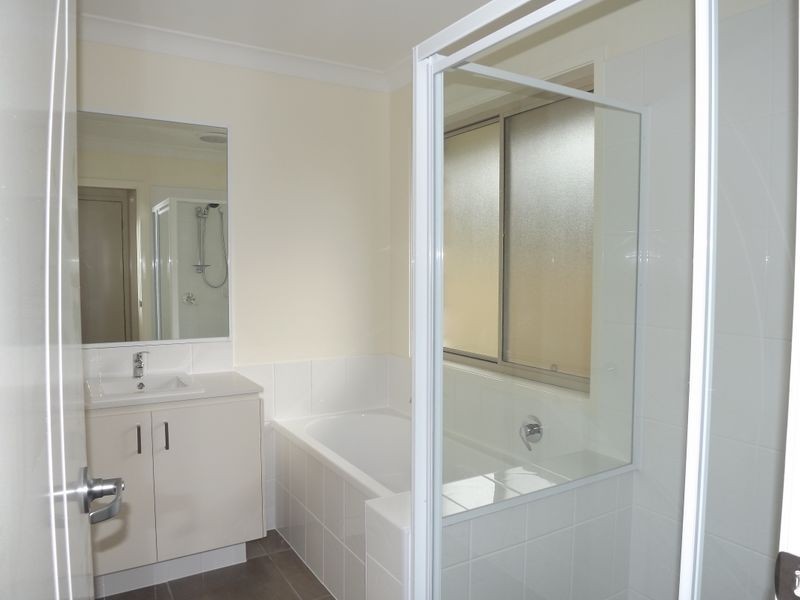 20 James Close, Pimpama QLD 4209
