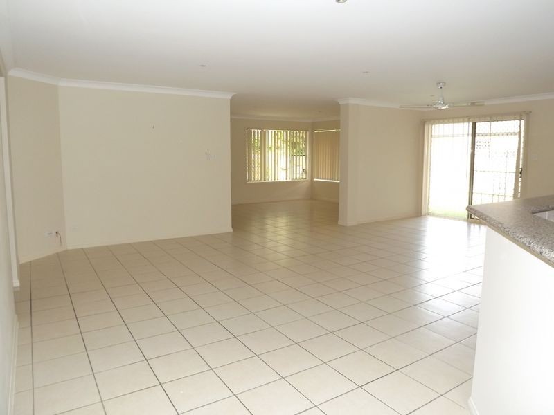 5 Heather Drive, Upper Coomera QLD 4209