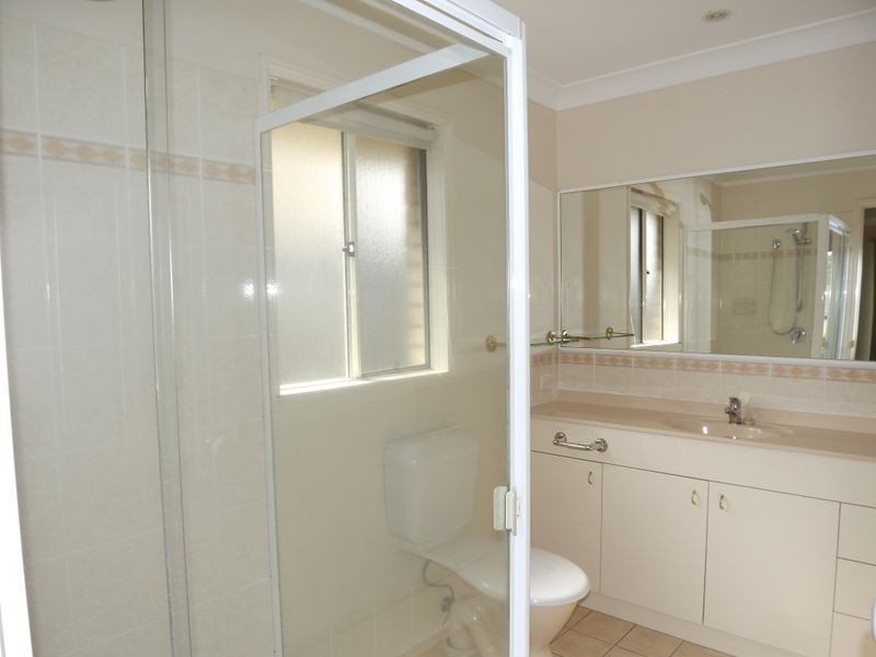 5 Heather Drive, Upper Coomera QLD 4209