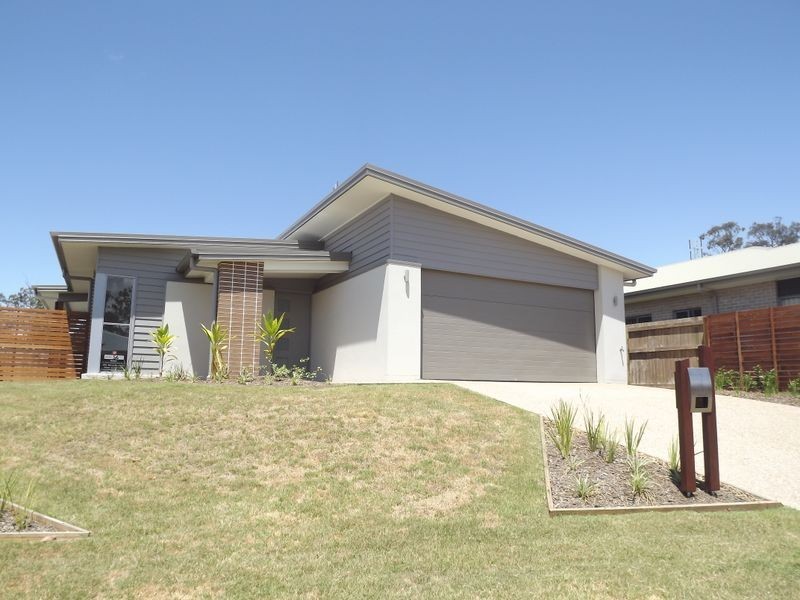 7 Hoop Pine Crescent, Coomera QLD 4209