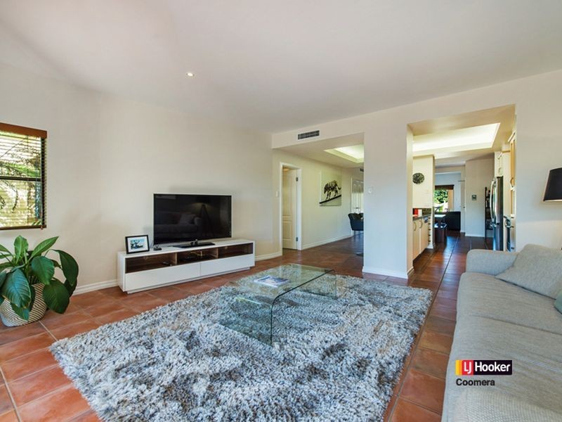 3271 Palladian Drive, Hope Island QLD 4212