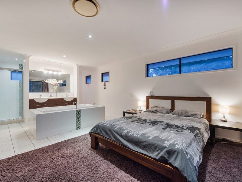 20 Helsal Court, Coomera Waters QLD 4209