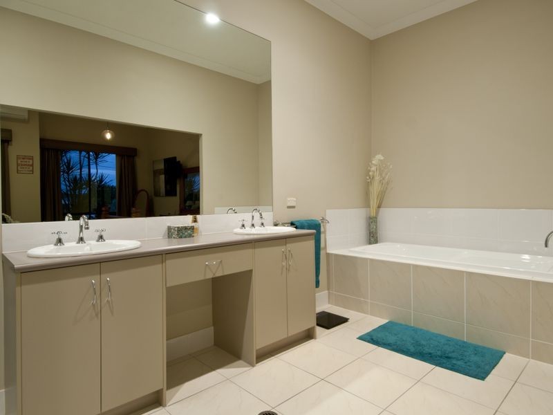 20 Piccolo Street, Coomera Waters QLD 4209