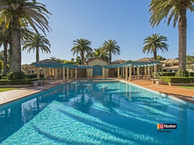 3271 Palladian Drive, Hope Island QLD 4212
