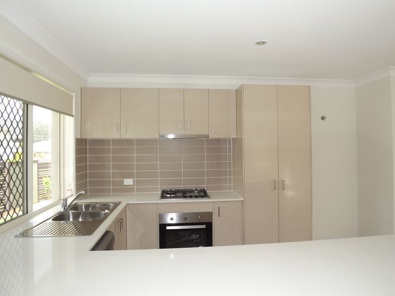 39 Park Vista Circuit, Coomera QLD 4209