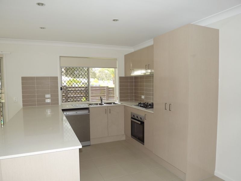 39 Park Vista Circuit, Coomera QLD 4209