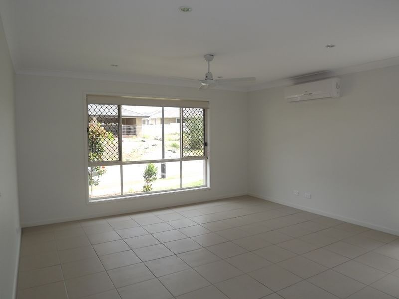 39 Park Vista Circuit, Coomera QLD 4209