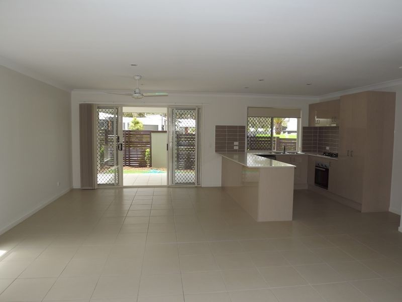 39 Park Vista Circuit, Coomera QLD 4209