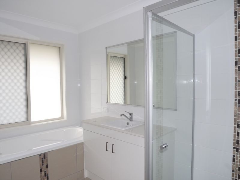 39 Park Vista Circuit, Coomera QLD 4209