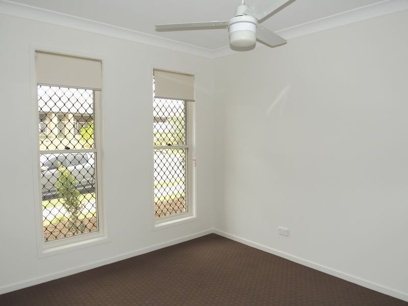 39 Park Vista Circuit, Coomera QLD 4209