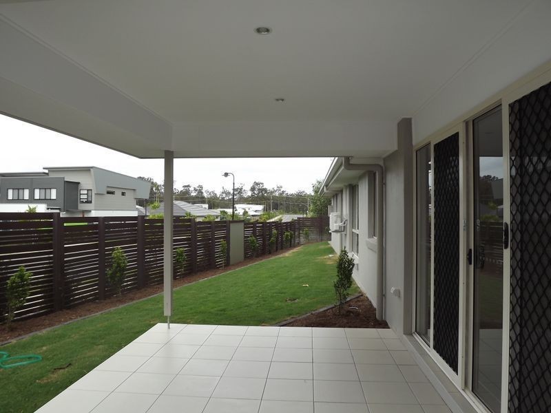 39 Park Vista Circuit, Coomera QLD 4209