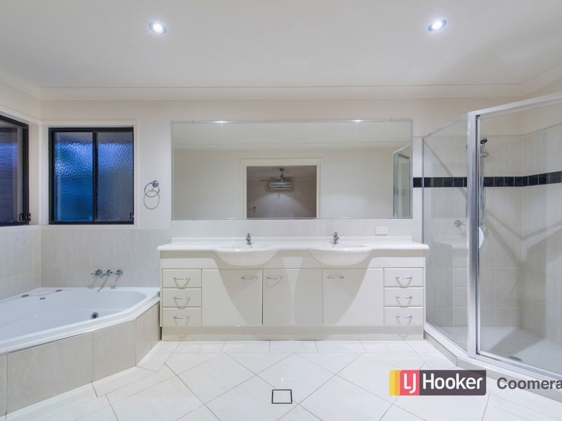 15 Nocturne Lane, Coomera Waters QLD 4209