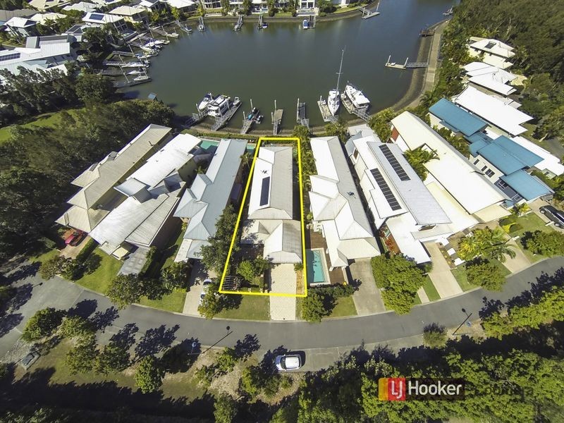 15 Nocturne Lane, Coomera Waters QLD 4209