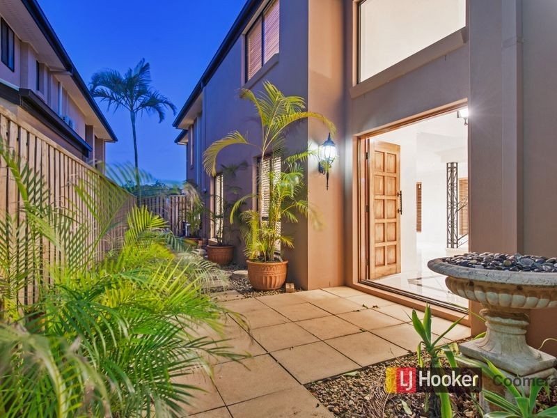 15 Nocturne Lane, Coomera Waters QLD 4209