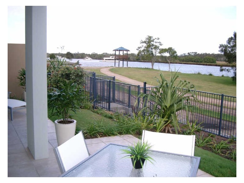 37 Brindabella Close, Coomera Waters QLD 4209