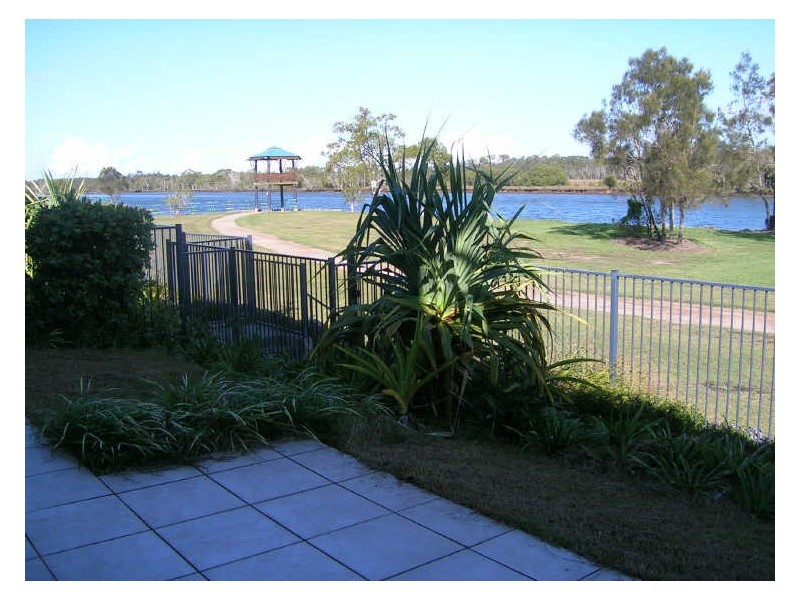 37 Brindabella Close, Coomera Waters QLD 4209