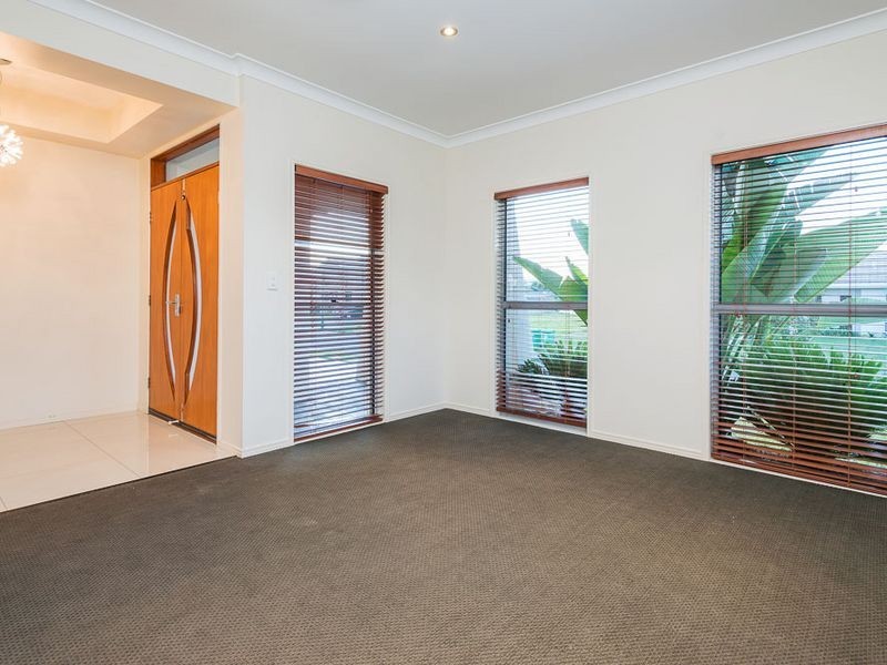 63 Rushcutter Avenue, Oxenford QLD 4210