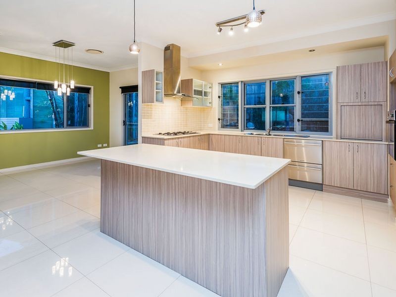 63 Rushcutter Avenue, Oxenford QLD 4210