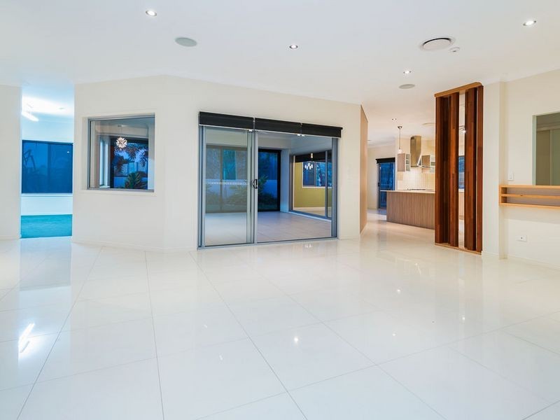 63 Rushcutter Avenue, Oxenford QLD 4210