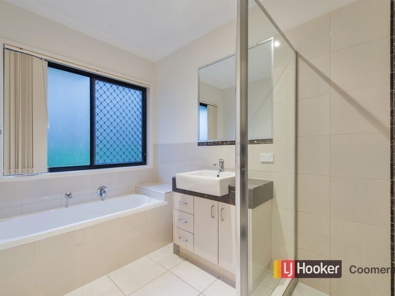 30 Dayflower Street, Upper Coomera QLD 4209
