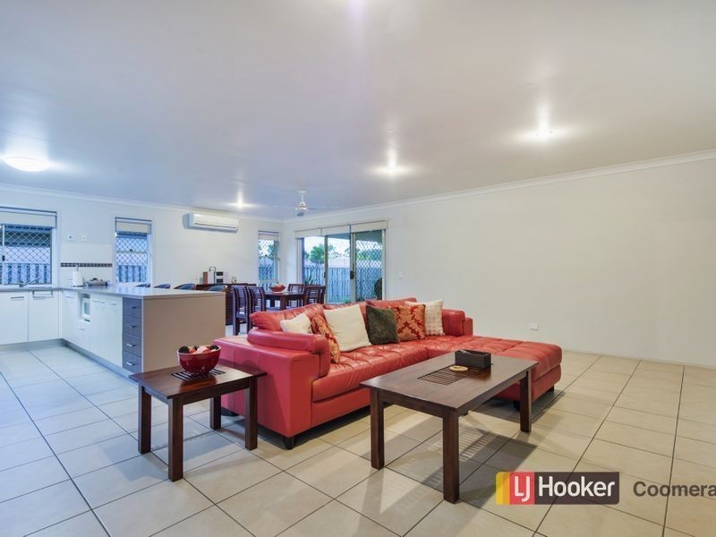 38 Bahkeeta Street, Oxenford QLD 4210