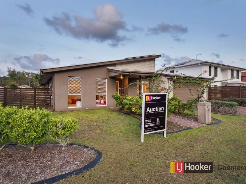 38 Bahkeeta Street, Oxenford QLD 4210