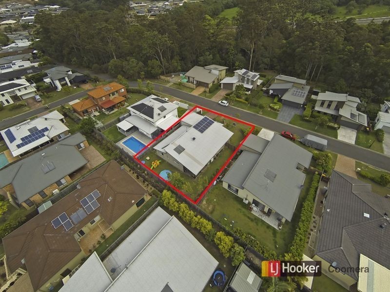 38 Bahkeeta Street, Oxenford QLD 4210