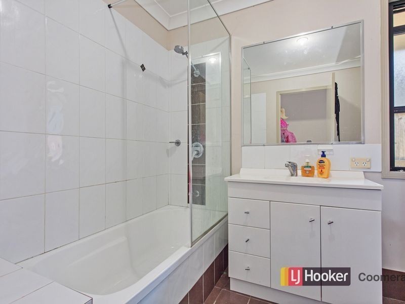 11/136 Pacific Pines Boulevard, Pacific Pines QLD 4211