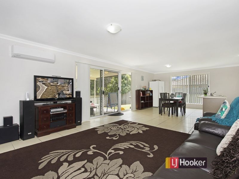 27 Firecrest Close, Upper Coomera QLD 4209