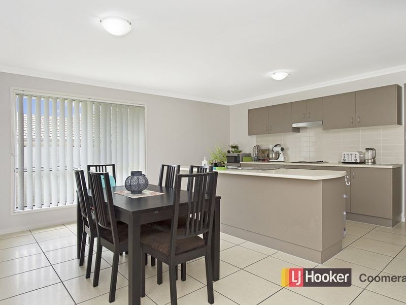 27 Firecrest Close, Upper Coomera QLD 4209