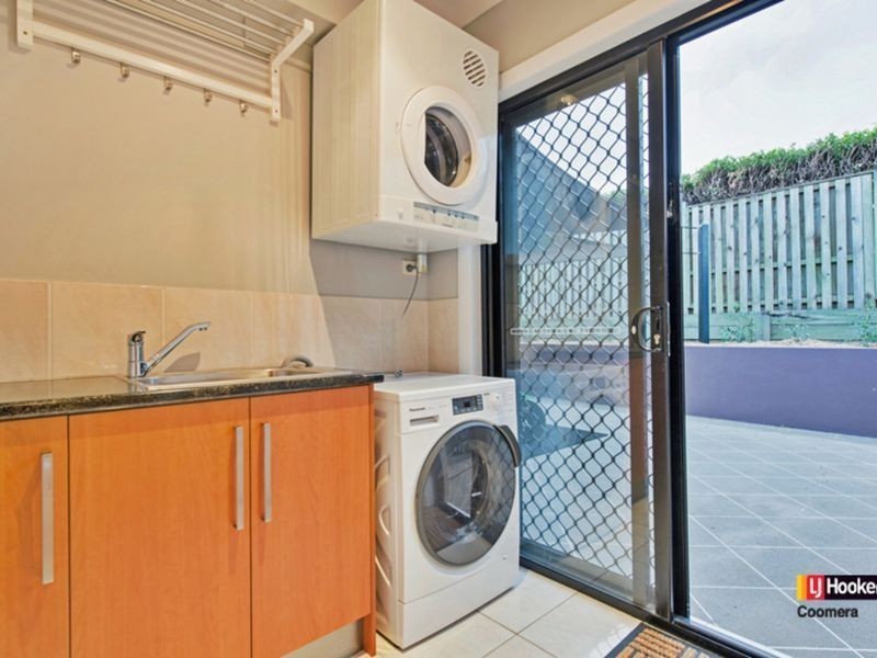 4 Drumbeat Place, Coomera Waters QLD 4209