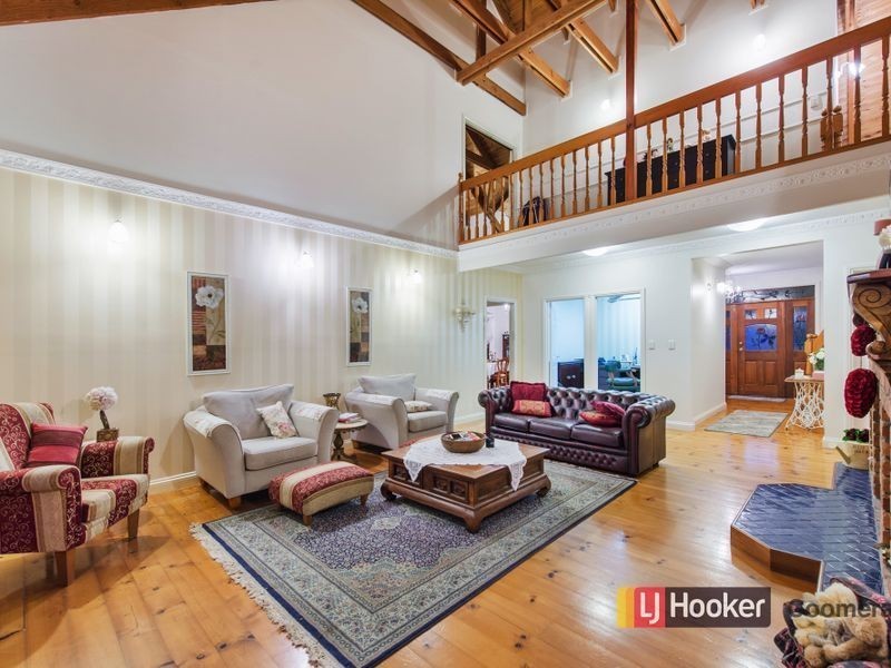 52 Tamworth Drive, Helensvale QLD 4212