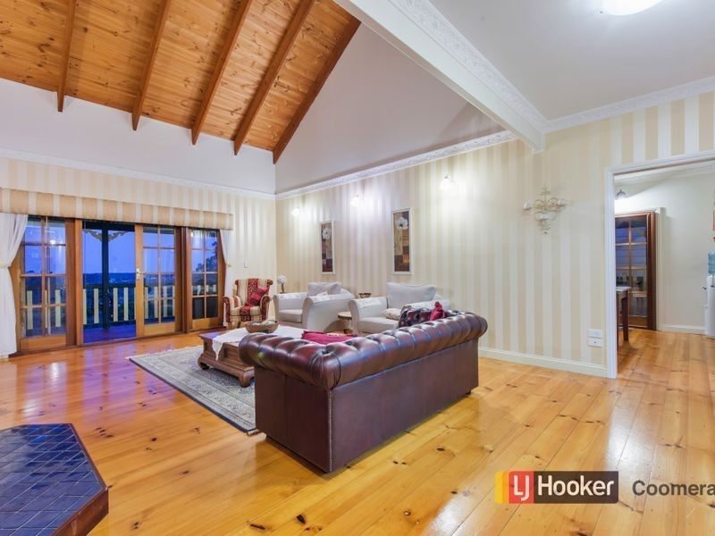 52 Tamworth Drive, Helensvale QLD 4212